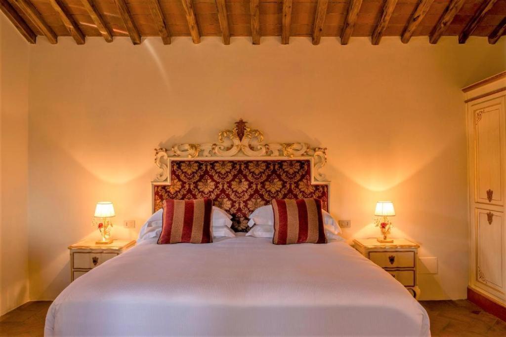Borgo Livernano Radda in Chianti Exterior photo
