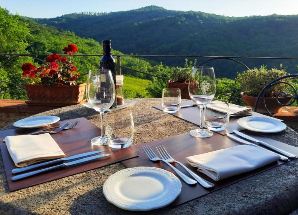 Borgo Livernano Radda in Chianti Exterior photo